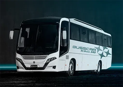 Modelo tem motorização dianteira e suspensão pneumática (Divulgação)