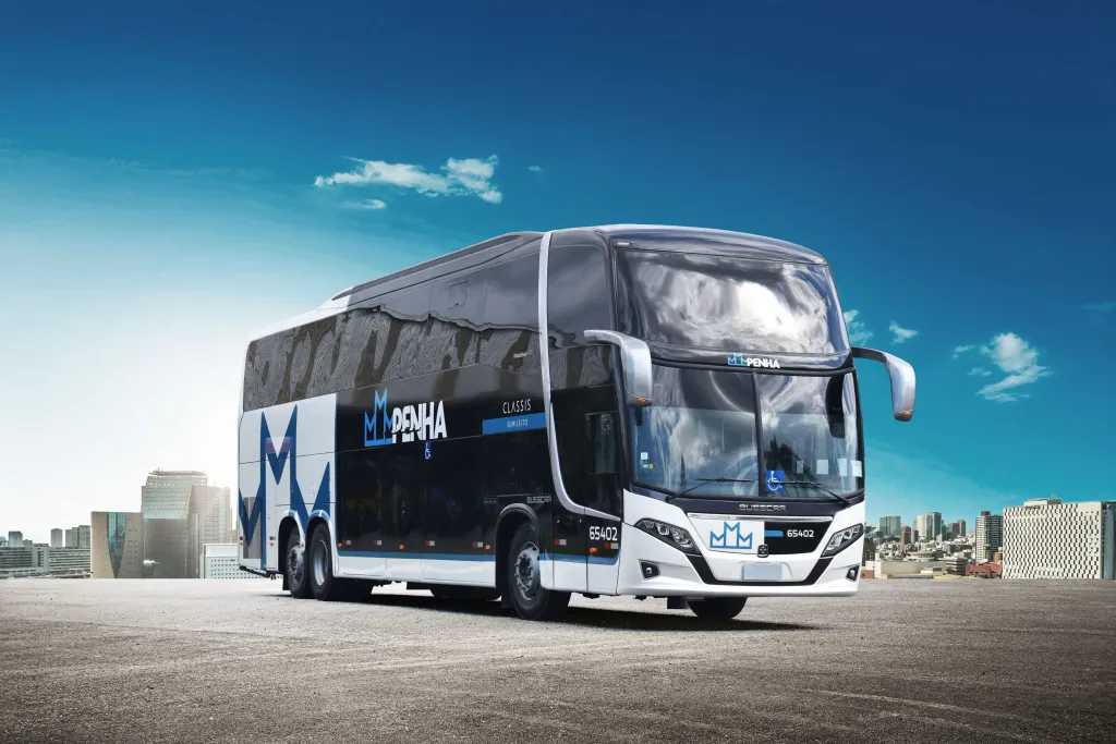 Vissta Buss 400 com chassi Mercedes-Benz (Divulgação)
