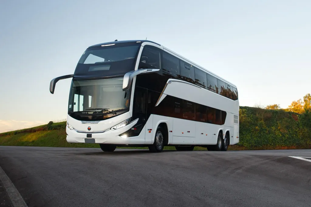 Ônibus rodoviário Paradiso G8 1800 DD da Transpaís (Divulgação)