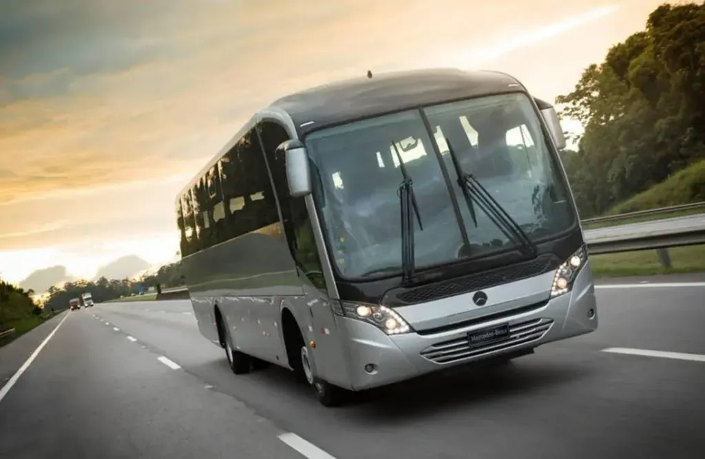 Mais de 40 ônibus já foram entregues ao Grupo Transmoreira (Divulgação)