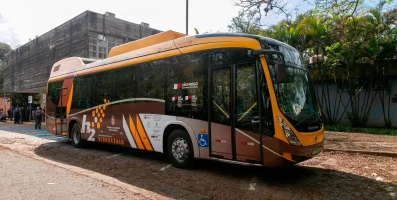 Ônibus movido a Hidrogênio (Divulgação)