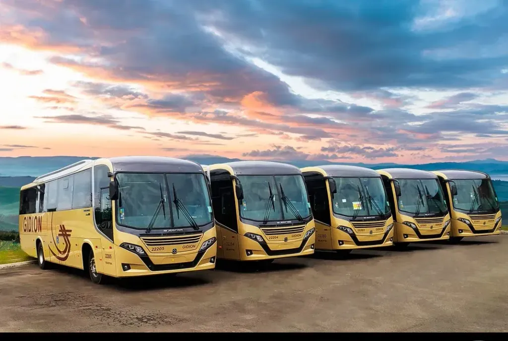 A Busscar entregou para a Gidion seis veículos El Buss 320L