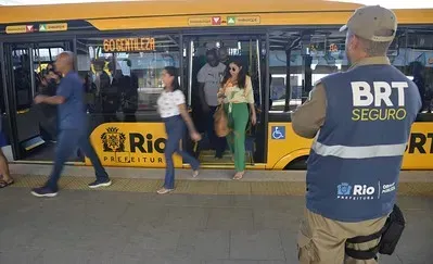 Os agentes do BRT Seguro fizeram cerca de 3,4 mil prisões em três anos (Fábio Costa/Prefeitura do Rio)