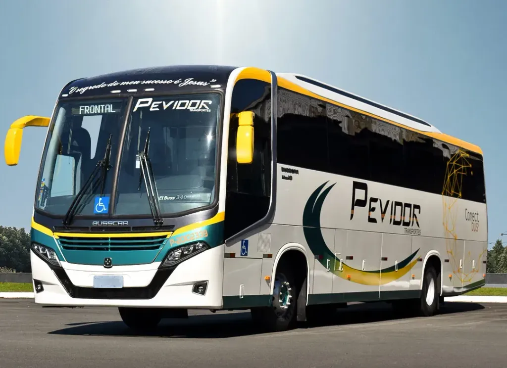 El Buss 340 com chassi Mercedes-Benz (Divulgação)