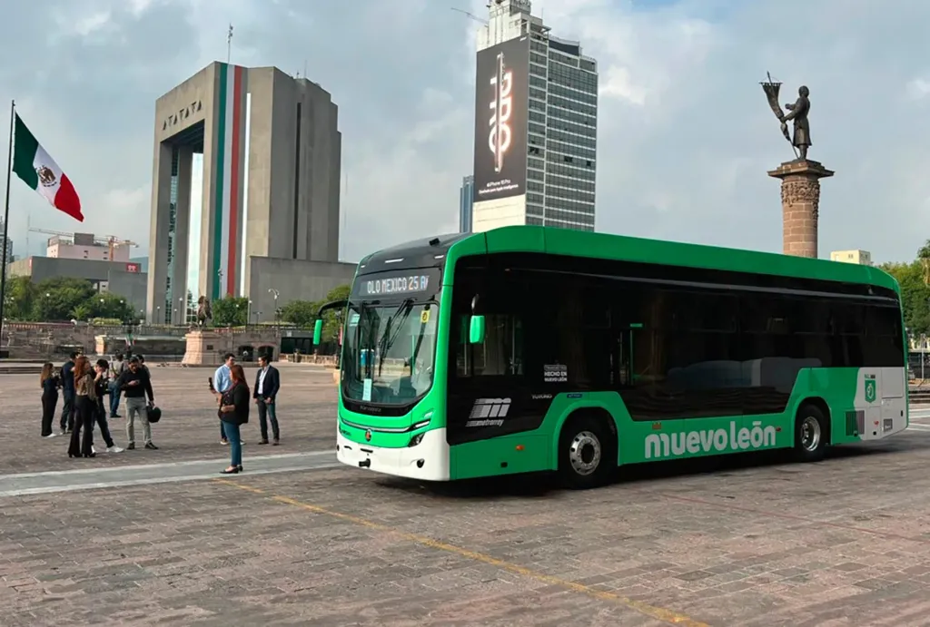 Os ônibus elétricos serão utilizados no transporte coletivo de Monterrey (Divulgação)
