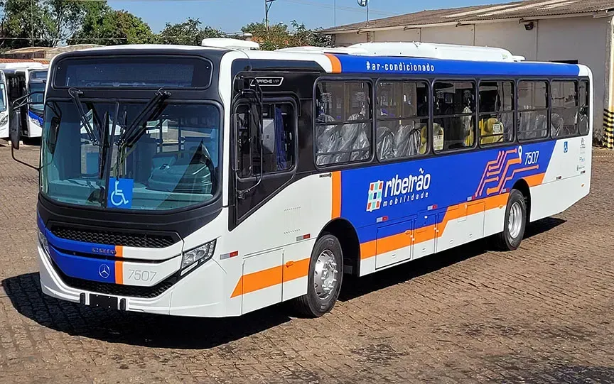 Os ônibus já estão em circulação no sistema de transporte coletivo da cidade (Divulgação)