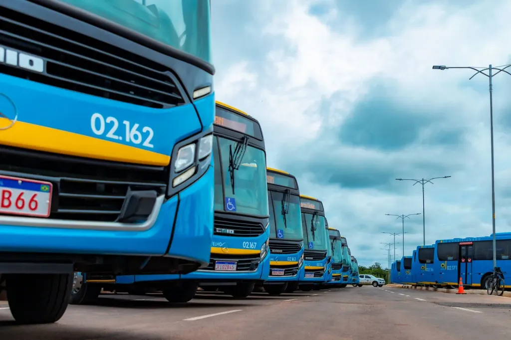 São 50 ônibus Apache VIP da Caio com chassis Mercedes-Benz (Divulgação)