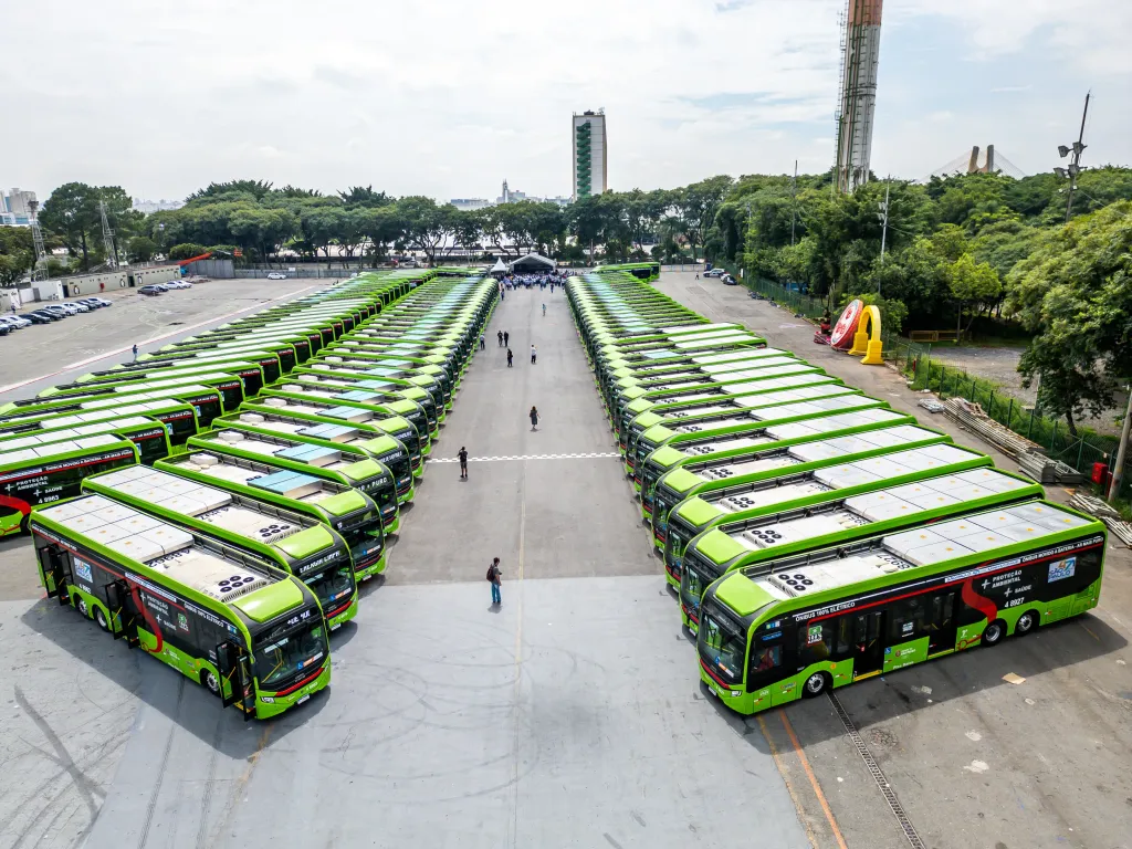 Em janeiro, foram entregues 100 novos ônibus elétricos (Divulgação)
