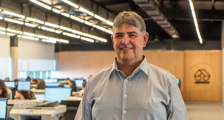 Mauro Andrade, gerente comercial do Consórcio Iveco