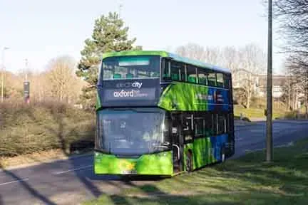 A Go-Ahead incorporou 104 ônibus elétricos na frota de Oxford (Divulgação)