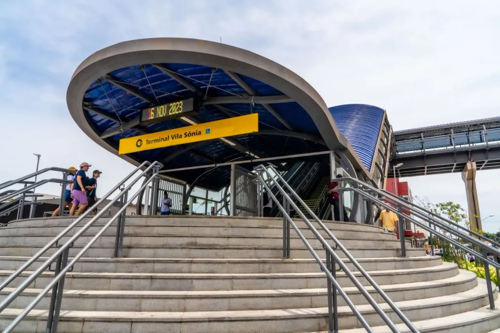 Terminal Vila Sônia (Divulgação ViaMobilidade)