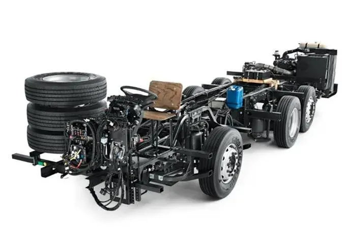 Os dois modelos de ônibus exportados para o Vietnã utilizam chassis Mercedes-Benz O 500 (Divulgação)