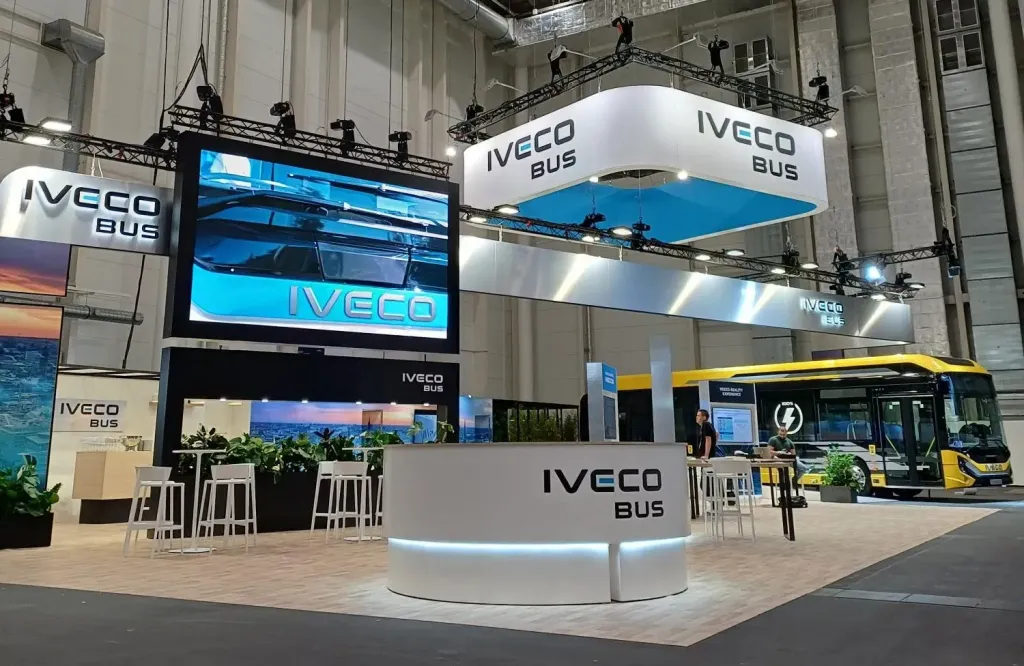 Estande da Iveco Bus na UITP Summit (Divulgação)