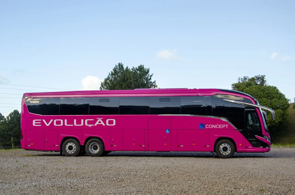 Os ônibus contam com 46 poltronas semileito. (Foto: Edypo Alaniz)