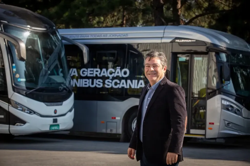 Celso Mendonça, gerente de vendas de soluções para mobilidade da Scania operações comerciais Brasil