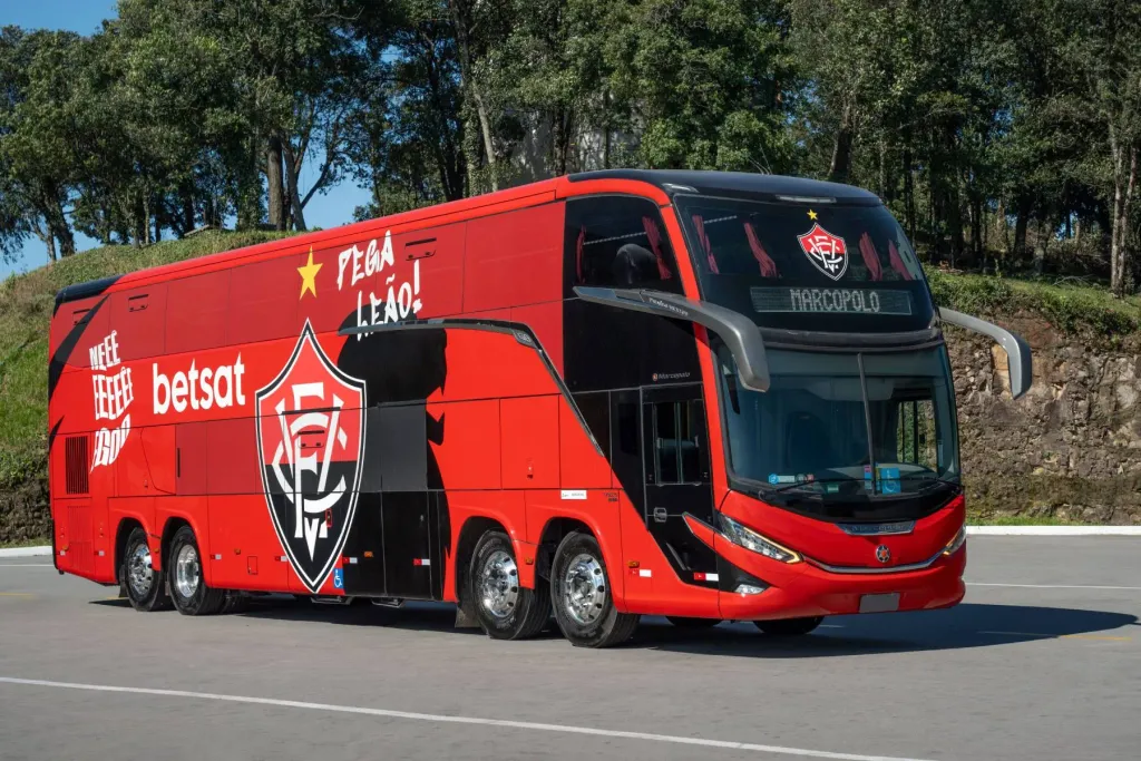 O ônibus foi desenvolvido especialmente para o clube (Divulgação)