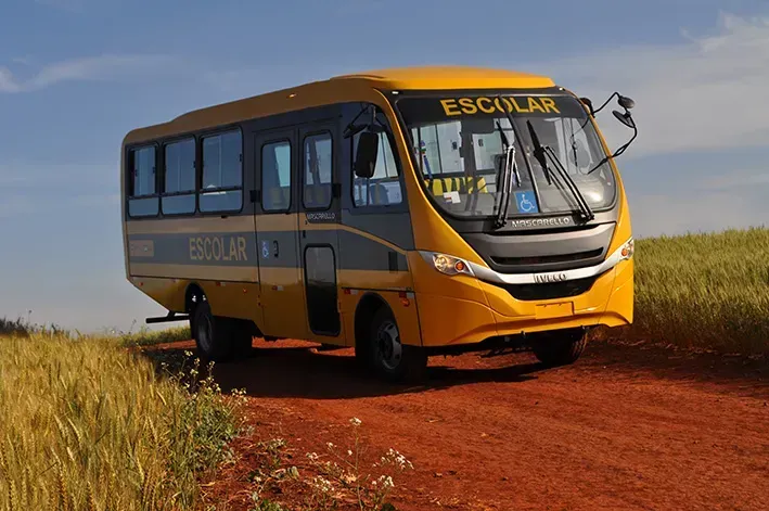 A Iveco Bus faz parte do programa Caminho da Escola desde 2009 (Divulgação)