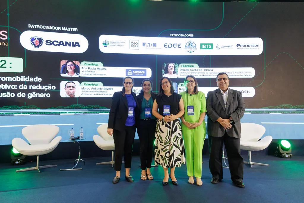 Painel “Benefícios da eletromobilidade no transporte coletivo: da redução de emissões à inclusão de gênero nos projetos" (Márcio Bruno Photo)