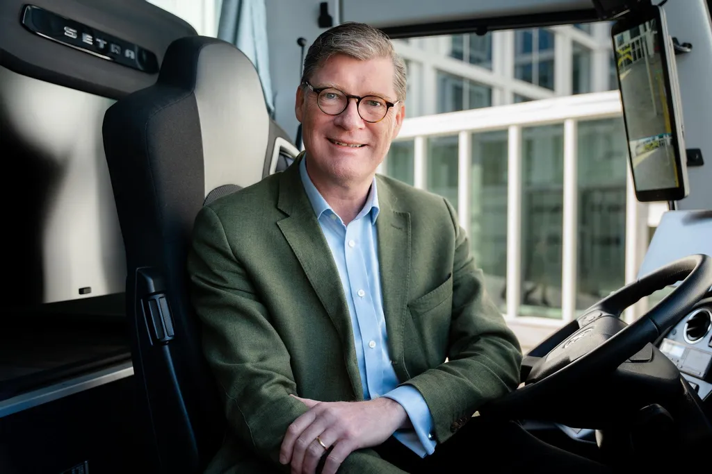 Till Oberwörder, presidente da Mercedes-Benz Buses (Divulgação)