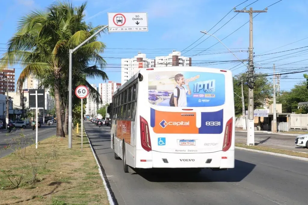 Corredor exclusivo para ônibus (Foto: Ascom/SMTT)
