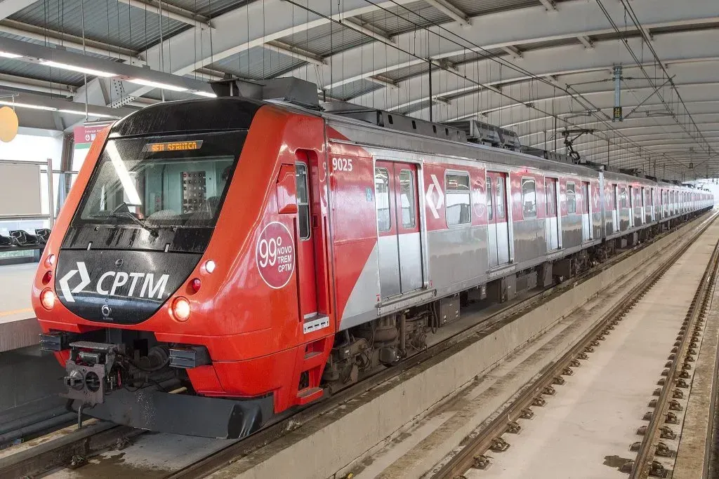 No sábado e na segunda-feira (1 e 3), a circulação de trens nas linhas da CPTM terá intervalos de sábado (Divulgação)