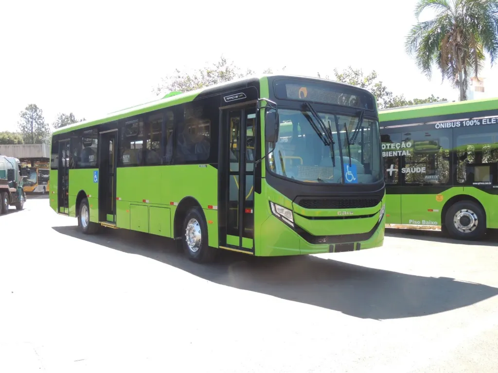 Novo modelo elétrico eApache VIP V com chassi Volkswagen (Divulgação)