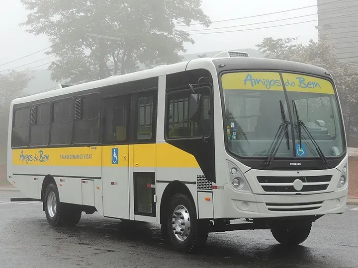 O modelo tem capacidade para 59 passageiros (Divulgação)