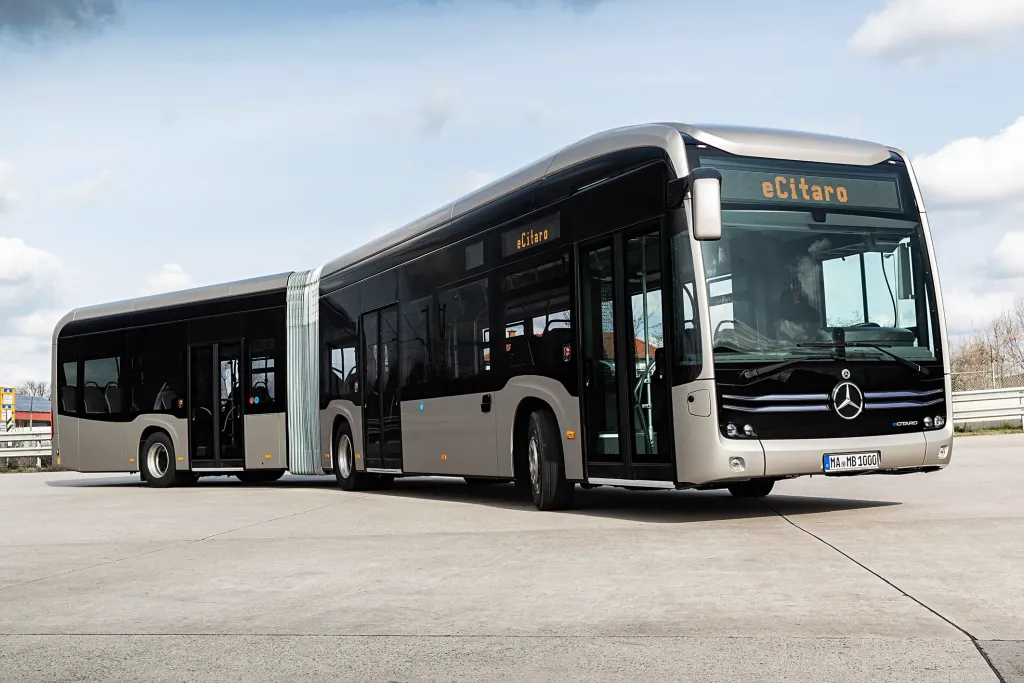 Novo eCitaro G pode ser equipado opcionalmente, com baterias de estado sólido (Divulgação)