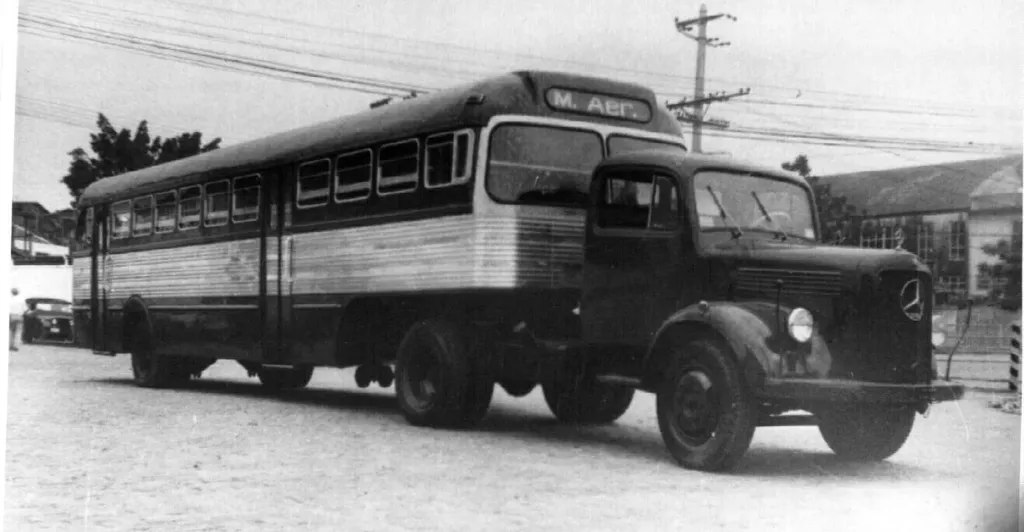 A primeira carroceria, a Jardineira, foi fabricada em janeiro de 1946 (Divulgação)
