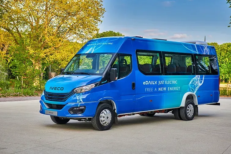 eDaily Minibus (Divulgação)