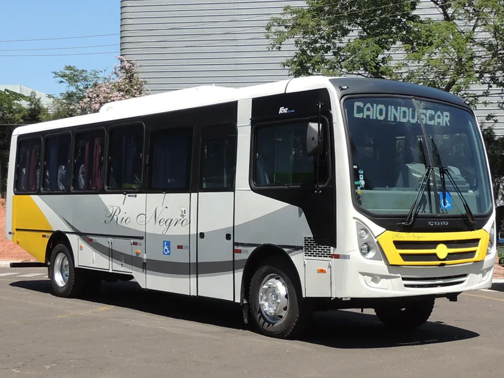 Midiônibus F2500 Caio com chassi Volkswagen 15-210 ODR (Divulgação)