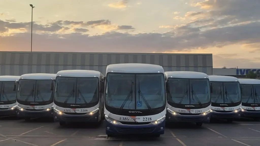 A Iveco bus entregou 41 chassis 170S28 para a VMG (Divulgação)