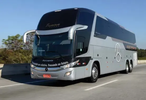 Da frota de 800 ônibus Mercedes-Benz da Águia Branca, cerca de 600 são modelos rodoviários RSD 6×2