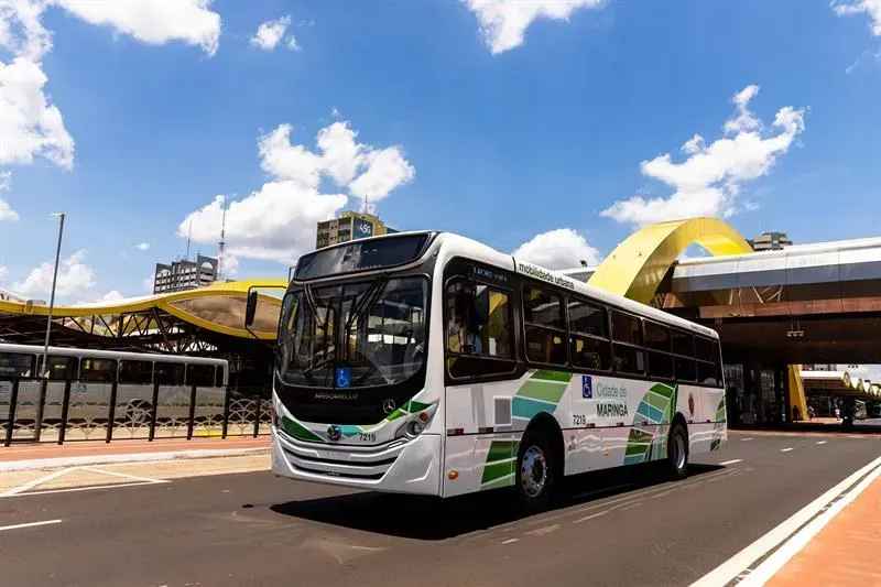 A Transporte Coletivo Cidade Canção opera 65 rotas urbanas em Maringá (Divulgação)