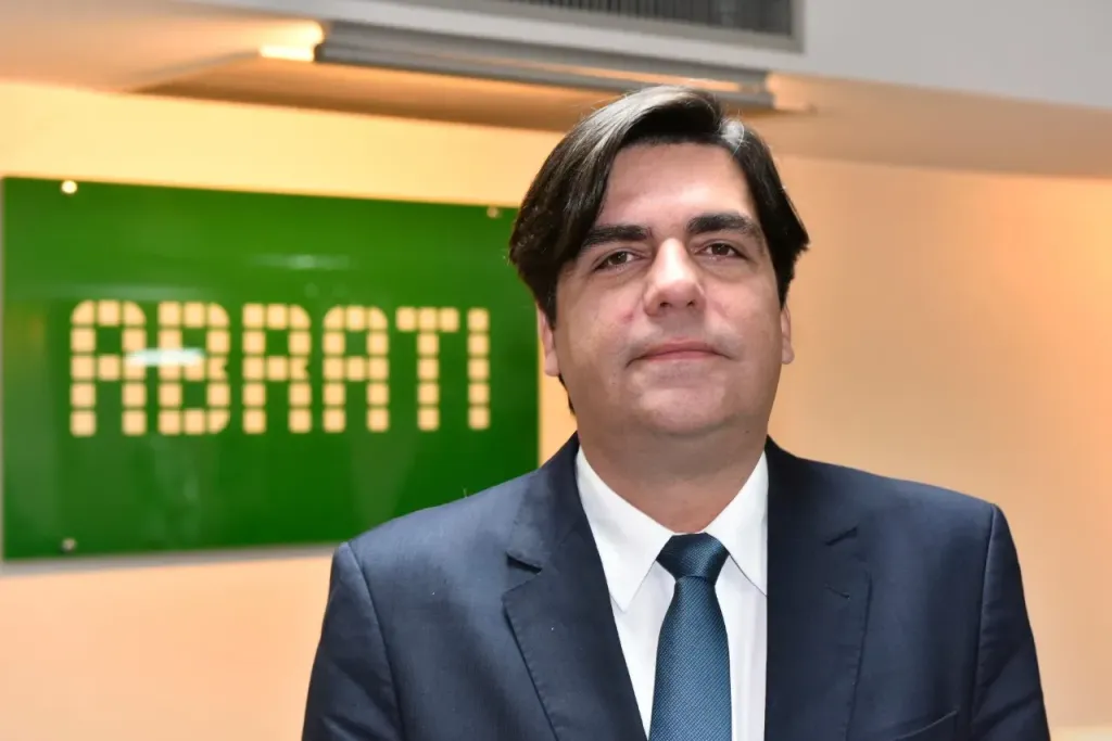 Eduardo Tude, presidente da Abrati (Divulgação)