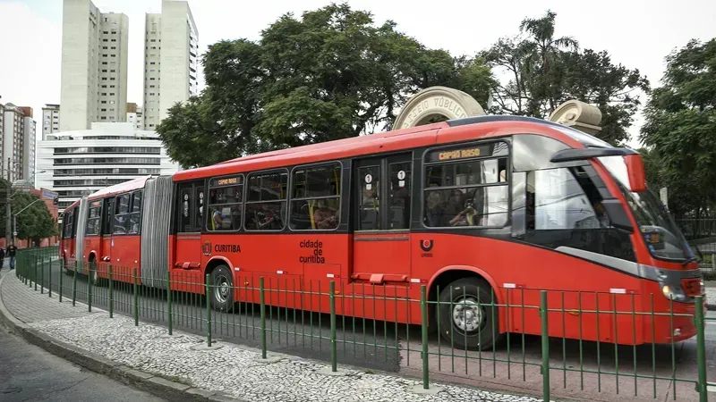 Meia tarifa começa domingo em Curitiba. (Foto: Luiz Costa /SMCS)