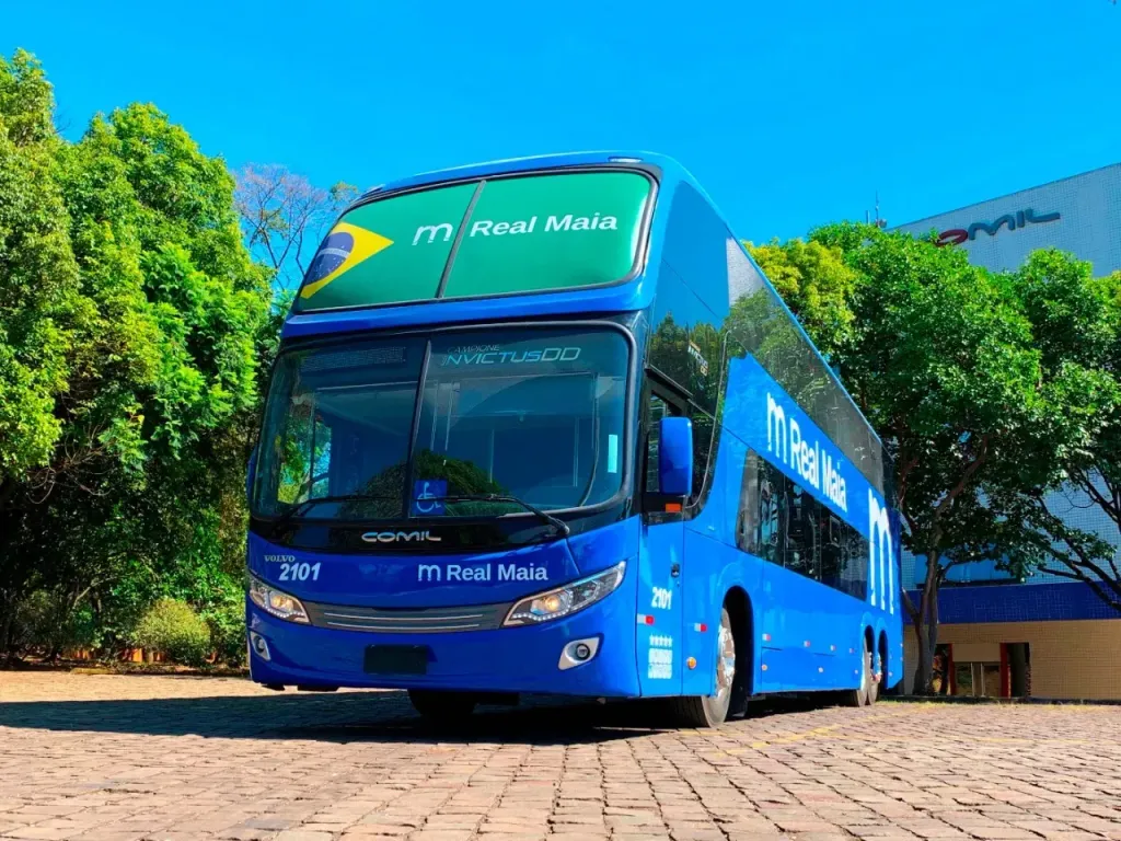 A Comil Ônibus entregou 15 Campione Invitus DD para a Real Maia (Divulgação)