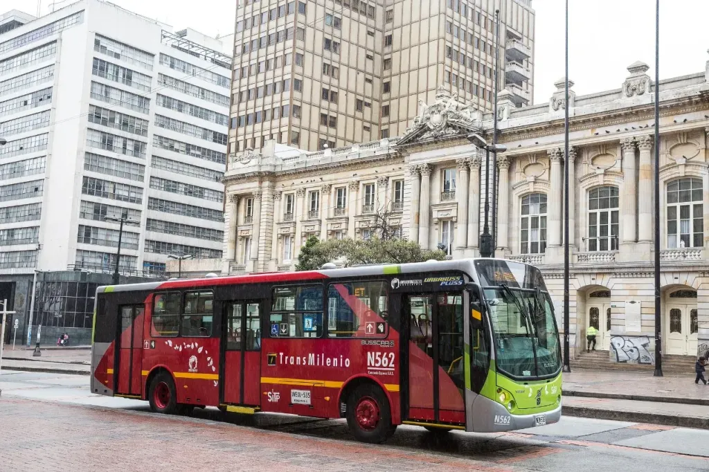ônibus da Volvo em Bogotá, Colômbia