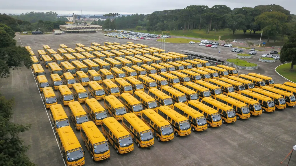 Neste ano, 16,3 mil ônibus devem ser adquiridos pelo Caminho da Escola (Imagem: Alessandro Vieira)