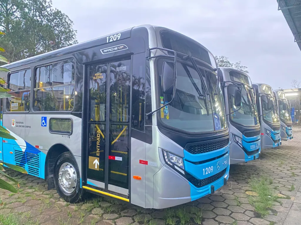 As empresas Saens Pena, Expresso Maringá e Joseense Transporte, que formam o Consórcio 123 (Divulgação)