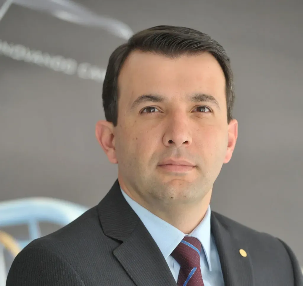 Ricardo Portolan, diretor de operações comerciais MI e marketing da Marcopolo (Divulgação)
