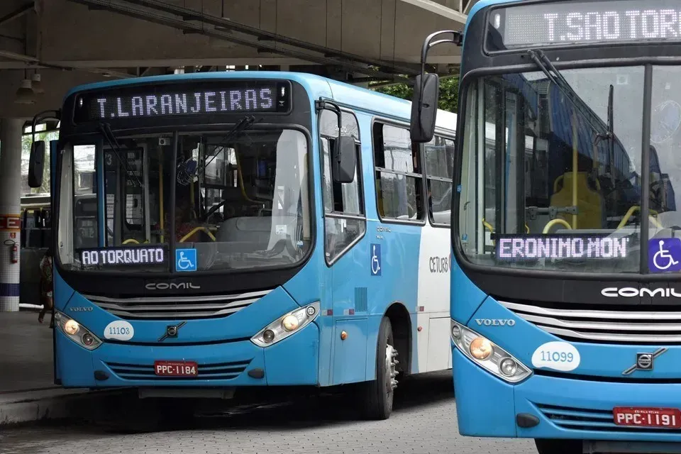 O sistema Transcol opera com 1,7 mil veículos na frota (Divulgação)