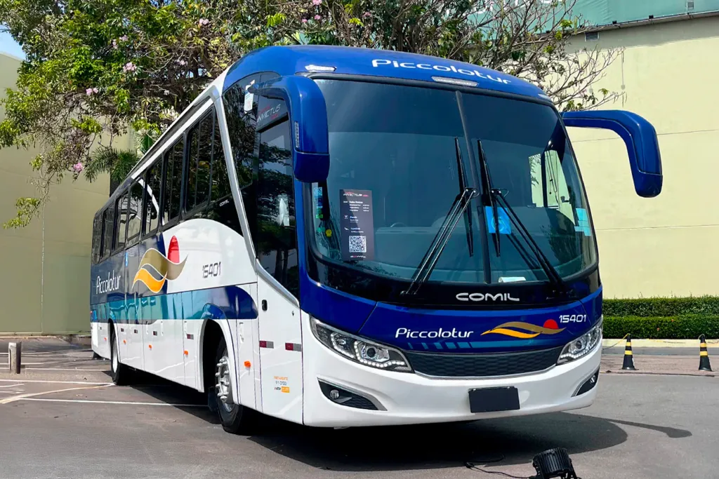 Comil Campione 3.45, montado sobre chassi Iveco (Divulgação)