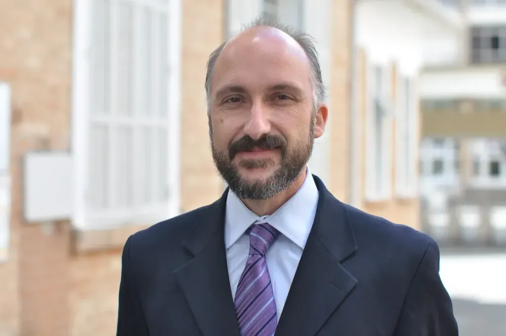 foto de Luiz Vicente Figueira de Mello, , professor da da Universidade Mackenzie Campinas