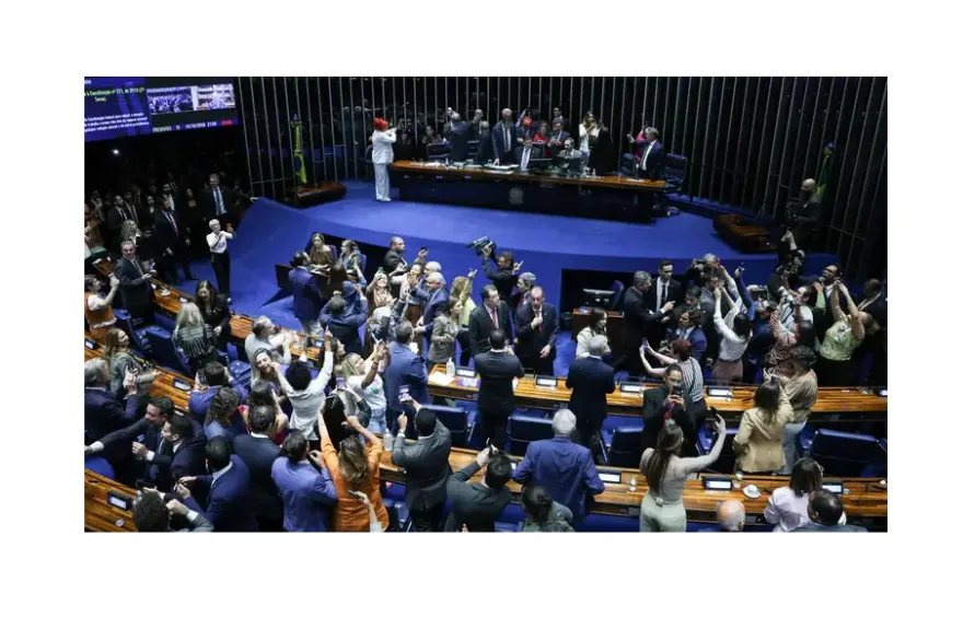 Sessão do Senado que votou o fim da escala 6X1. (Foto: Lula Marques/Agência Brasil)