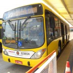 Ônibus em BRT de Brasília