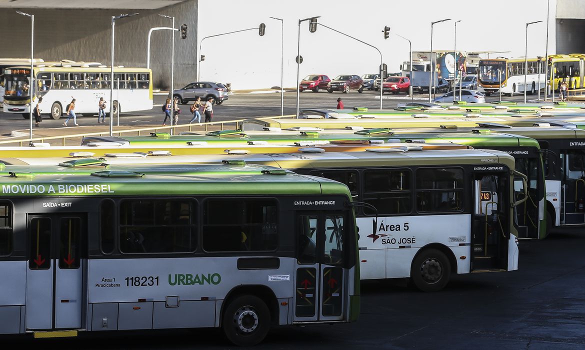 Brasil avança nos subsídios às tarifas do transporte coletivo, mas ainda está atrás de outros países, aponta estudo da NTU