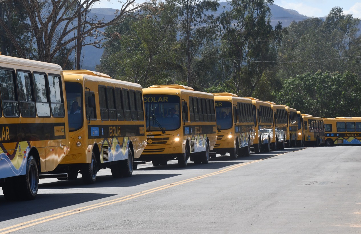 Emplacamentos de ônibus caem 40,5% em agosto, mas acumulado segue positivo